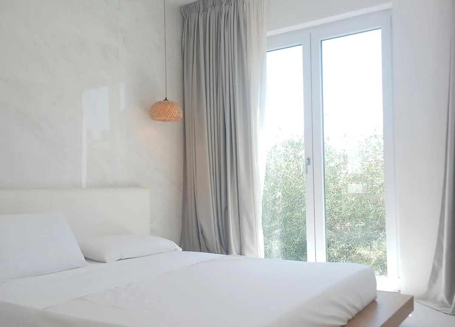 Apartahotel Smart Luxury Suites & Apartments Orosei Italia