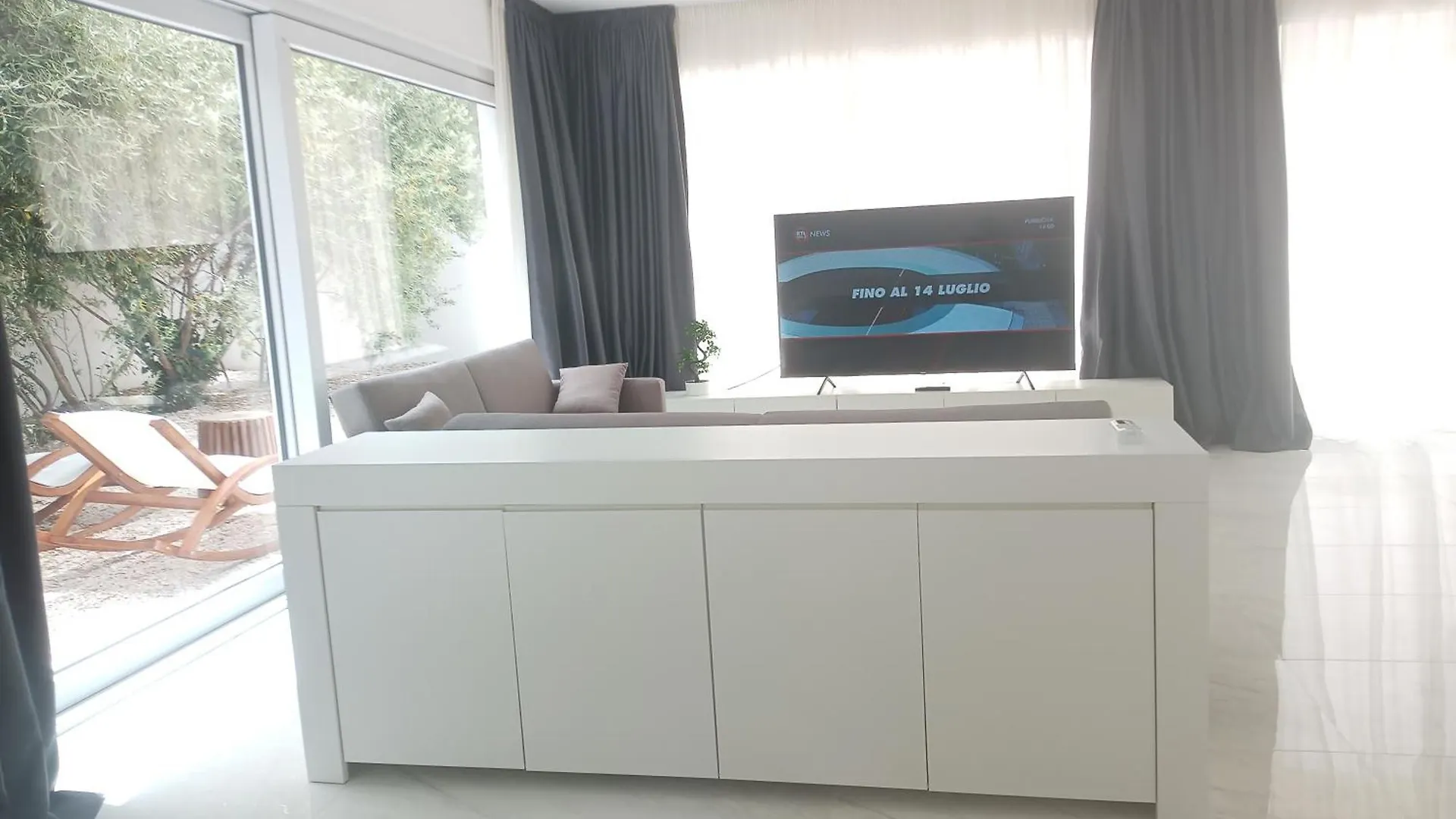 Smart Luxury Suites & Apartments Orosei Apartahotel